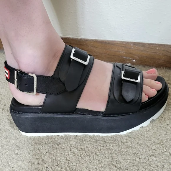 Hunter Double Buckle Chunky Platform Sandals - Picture 10 of 11